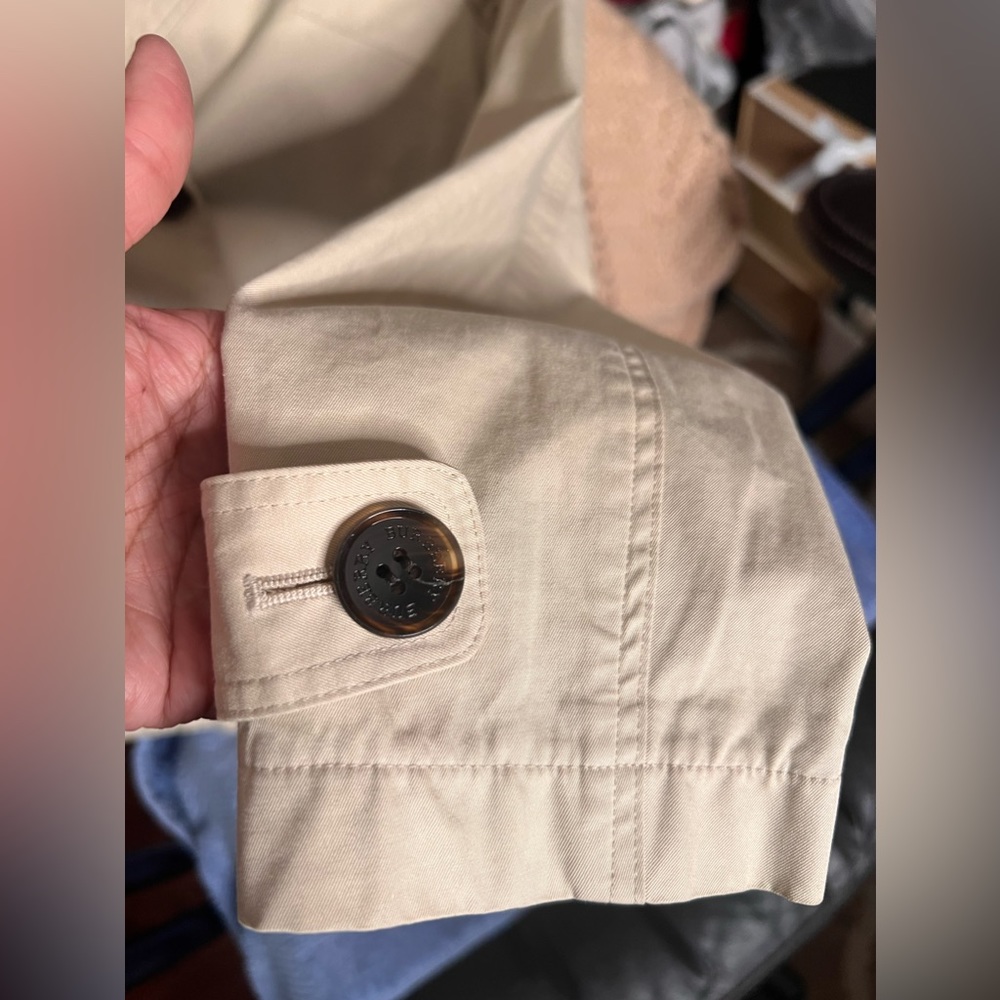 Burberry
Burberry Brit Short Double Breasted Jacket in SMALL - Picture 7 of 12